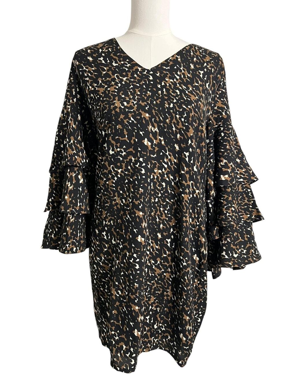 Mud Pie Shift Dress Womens Small Black Animal Print Ruffle Bell Sleeve